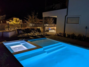 Snow Canyon Oasis Ocotillo 42 Large Private Pool and Hot Tub, 2 Firepits, 2 PlayStations